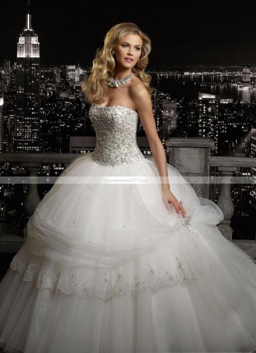 robe de bal sweetheart manches exceptionnelle chapelle Floor-length perles Robes de mariée